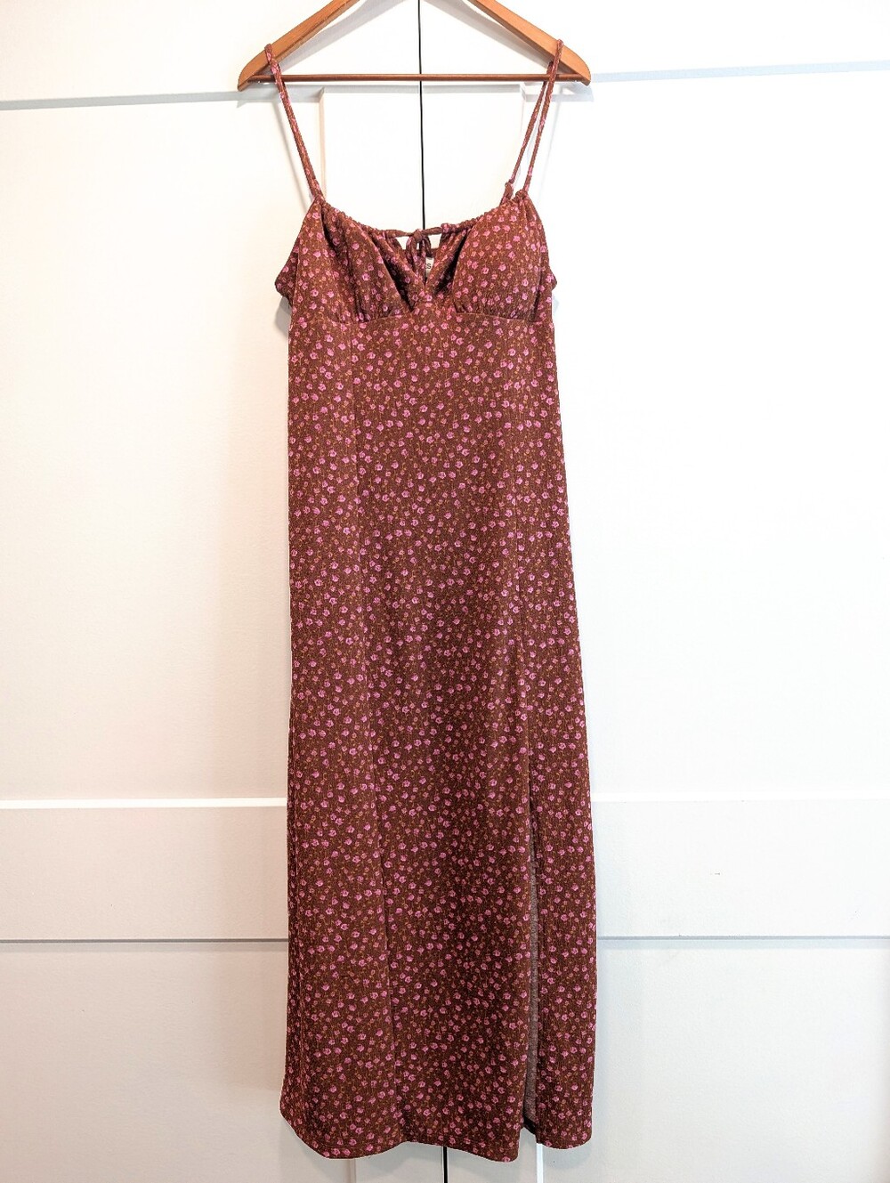 No Boundaries Women's Rust Floral Slip Dress with Pink Accents Size Medium
